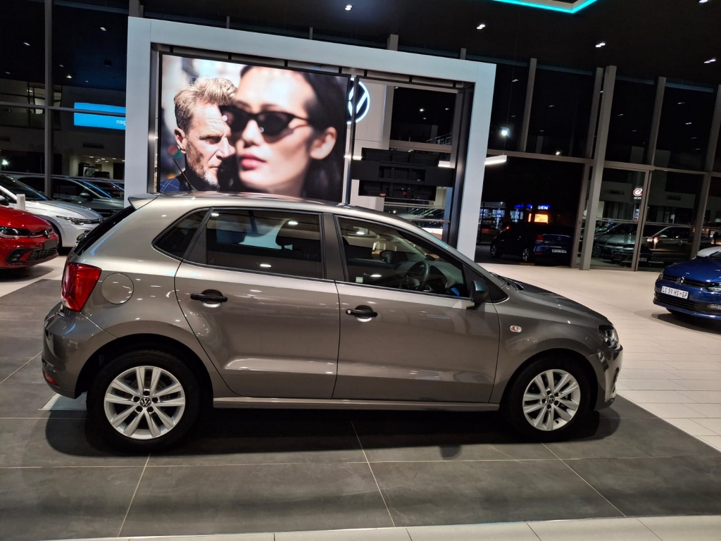 Used car gallery