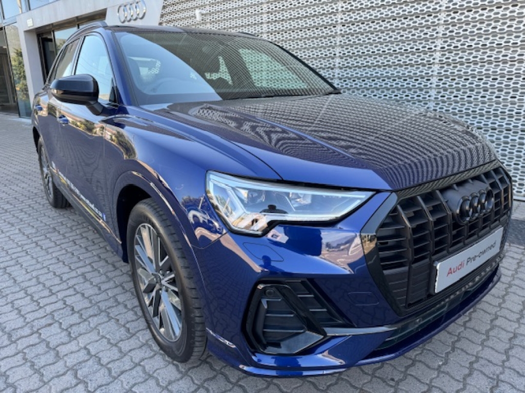 AUDI Q3 35 TFSI STRONIC BLACK  for Sale in South Africa