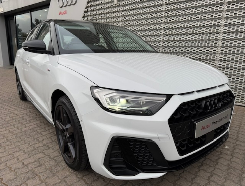 AUDI A1 SPORTBACK 30 TFSI BLACK EDITION S-TRONIC for Sale in South Africa