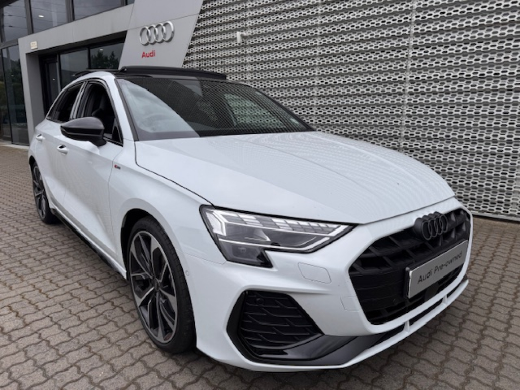 AUDI A3 SPORTBACK 35 TFSI BLACK EDITION TIP for Sale in South Africa