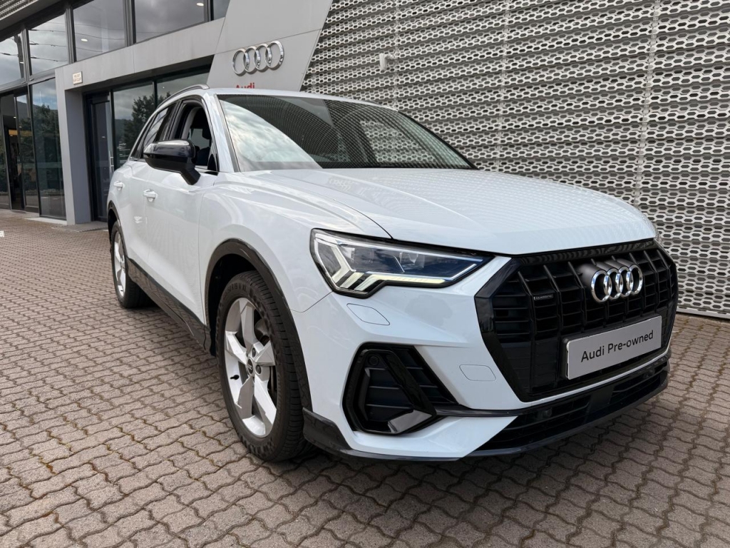 AUDI Q3 40 TFSI QUATT STRONIC S LINE for Sale in South Africa