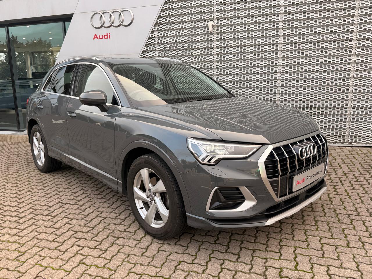 AUDI Q3 35 TFSI S TRONIC ADVANCED for Sale in South Africa