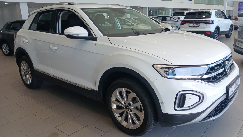 VOLKSWAGEN T-ROC 1.4 TSI DESIGN TIPTRONIC for Sale in South Africa