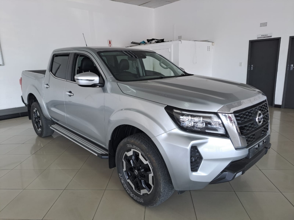 NISSAN NAVARA 2.5DDTI LE 