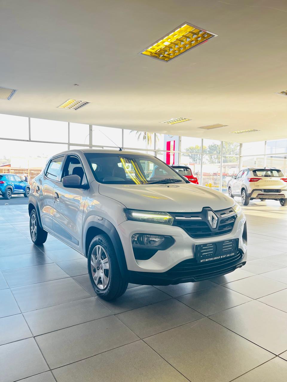 RENAULT KWID 1.0 DYNAMIQUE for Sale in South Africa