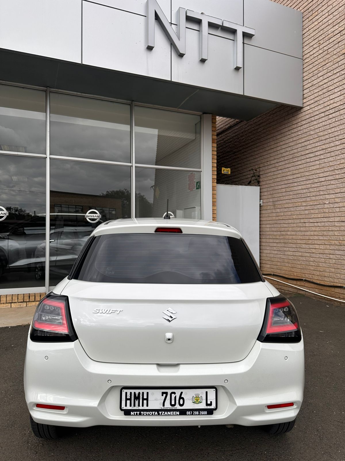Used car gallery