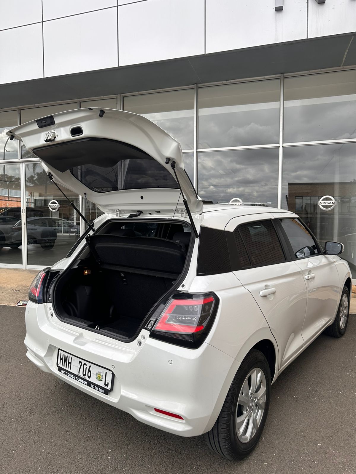 Used car gallery