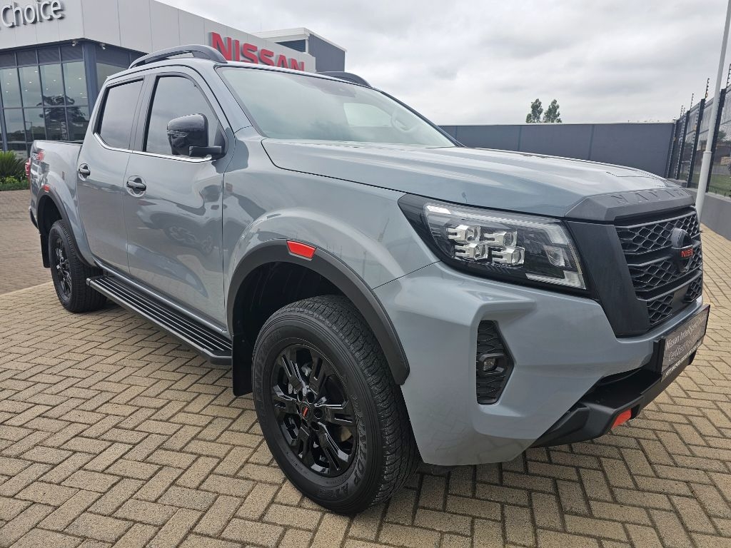 NISSAN NAVARA 2.5DDTI PRO-4X 4X4  for Sale in South Africa