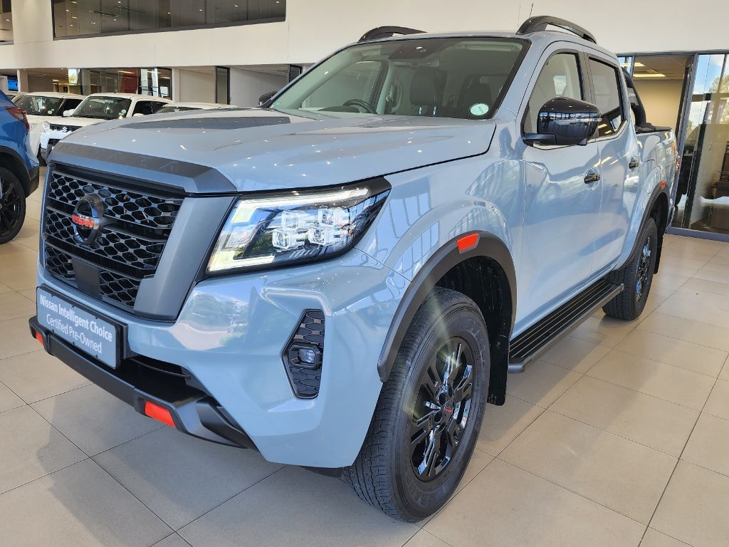 NISSAN NAVARA 2.5DDTI PRO-2X A/T D/C P/U for Sale in South Africa