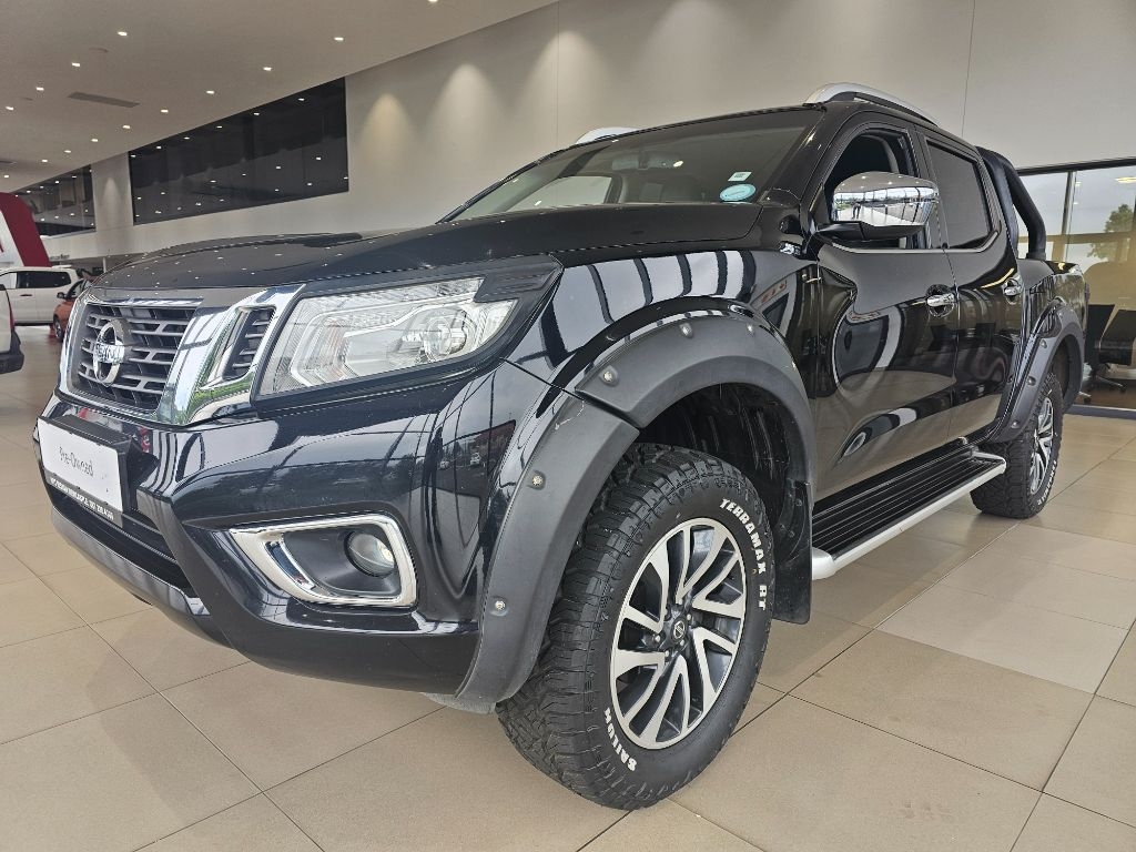 NISSAN NAVARA 2.3D LE 4X4  for Sale in South Africa