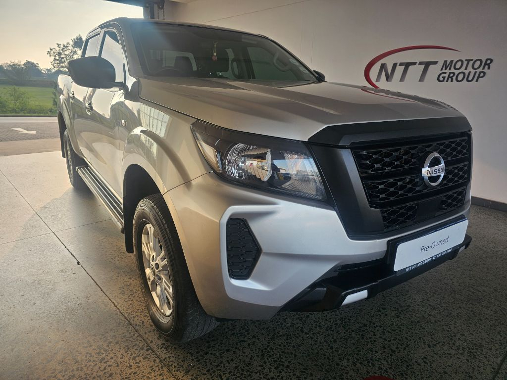 NISSAN NAVARA 2.5DDTI SE PLUS 4X4  for Sale in South Africa