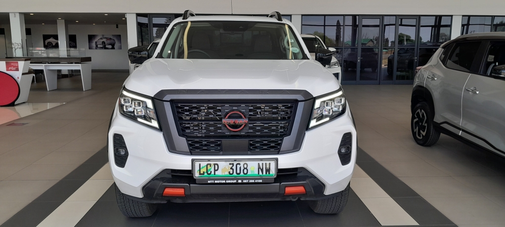 NISSAN NAVARA 2.5DDTI PRO-2X  for Sale in South Africa