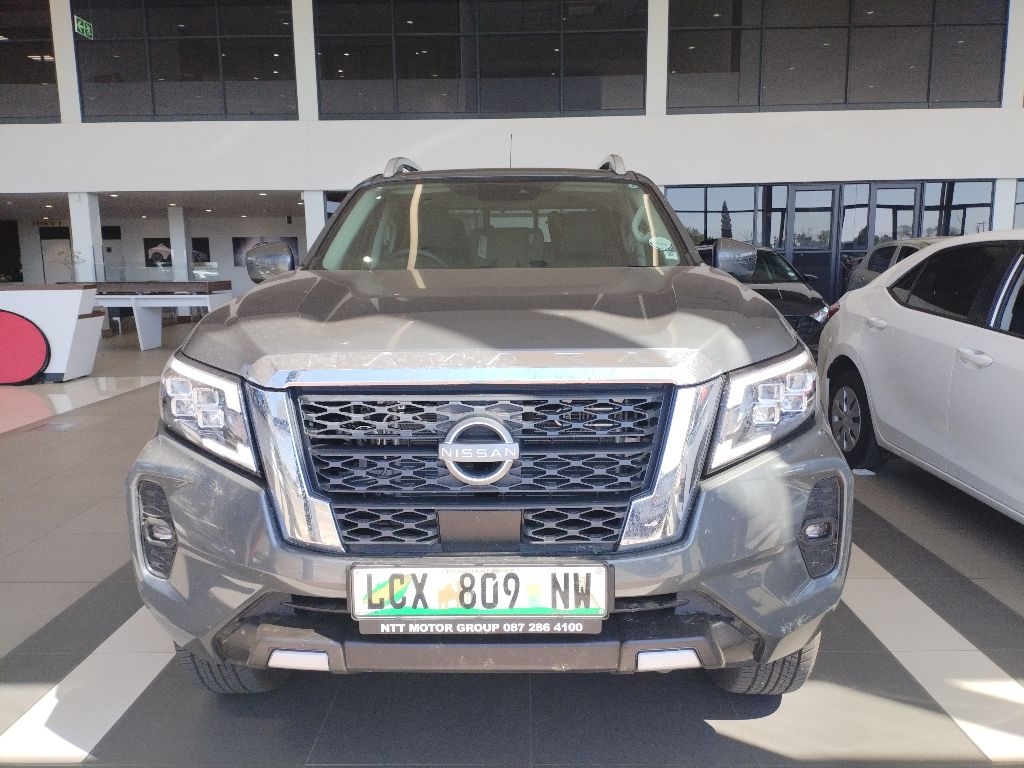 NISSAN NAVARA 2.5DDTI L for Sale in South Africa