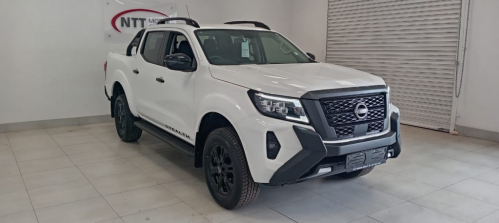 Nissan Navara 2.5 DTi Stealth Auto 4x4