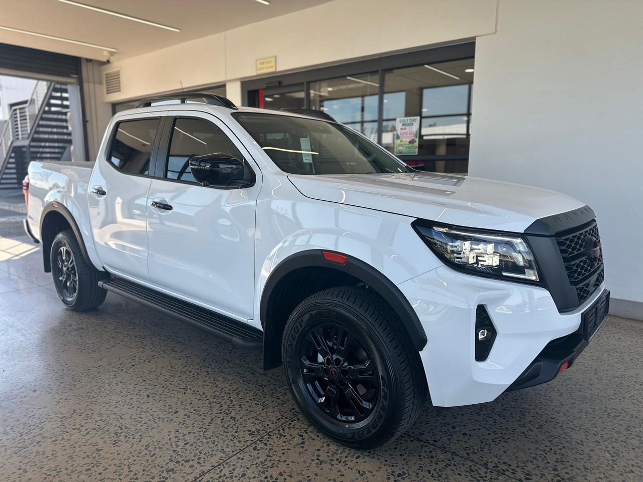 NISSAN NAVARA 2.5DDTI PRO-2X  for Sale in South Africa