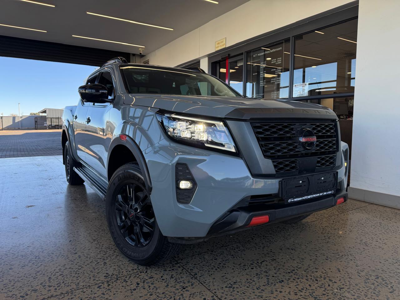 NISSAN NAVARA 2.5DDTI PRO-2X  for Sale in South Africa