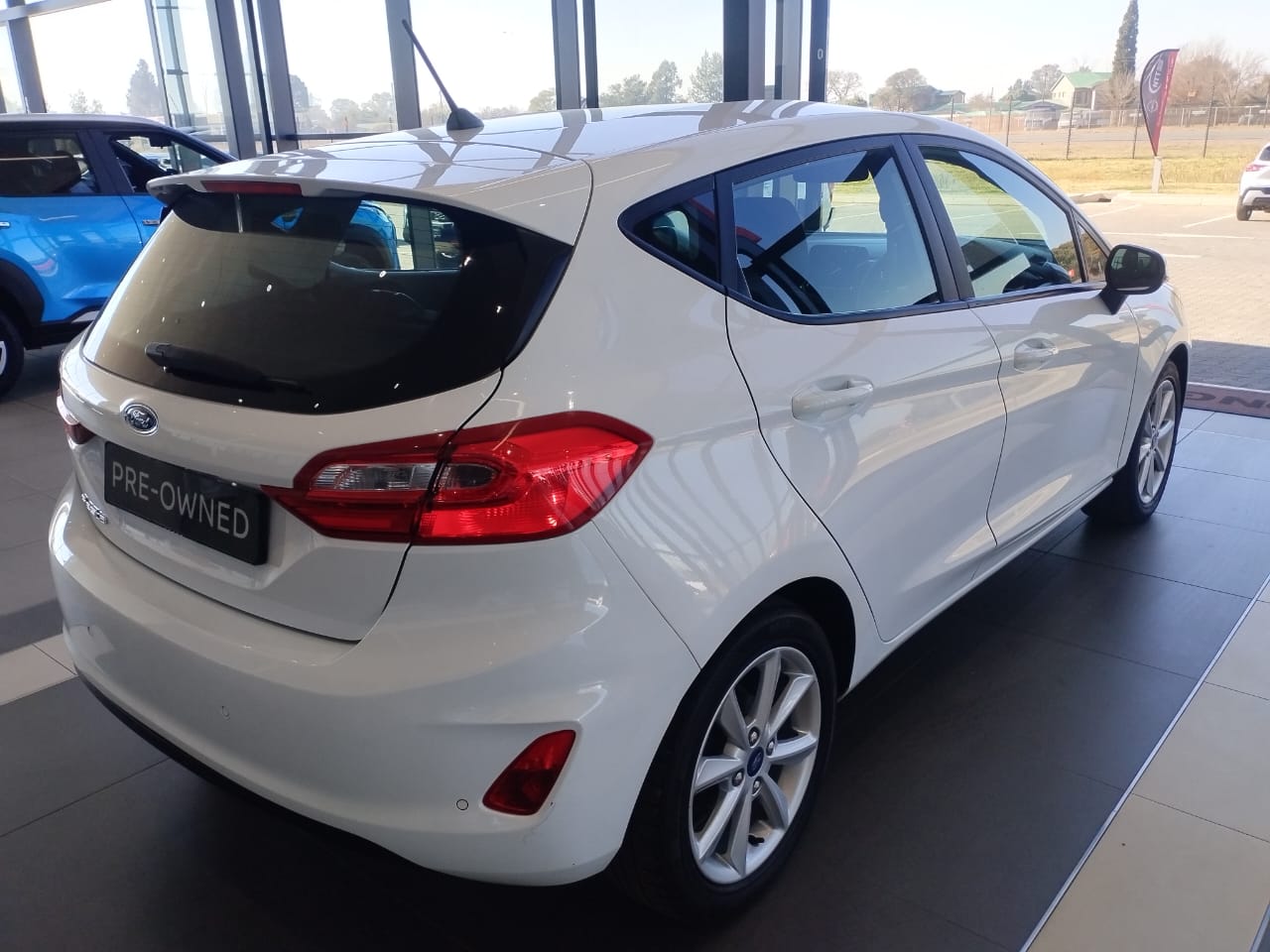Used car gallery