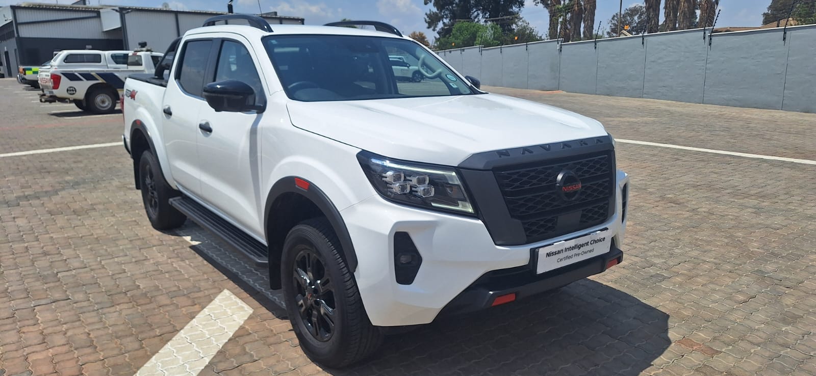 NISSAN NAVARA 2.5DDTI PRO-4X 4X4  for Sale in South Africa