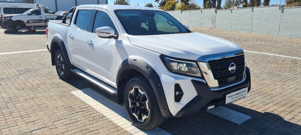 NISSAN NAVARA 2.5DDTI LE  for Sale in South Africa