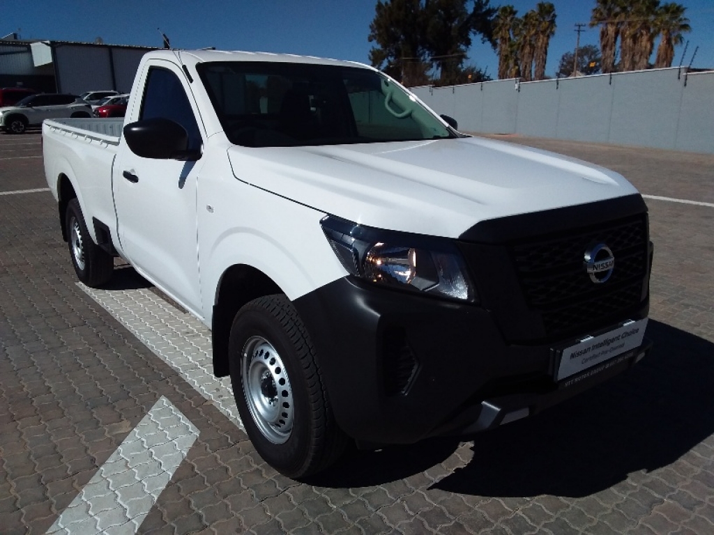 NISSAN NAVARA 2.5DDTI SE S/C P/U for Sale in South Africa