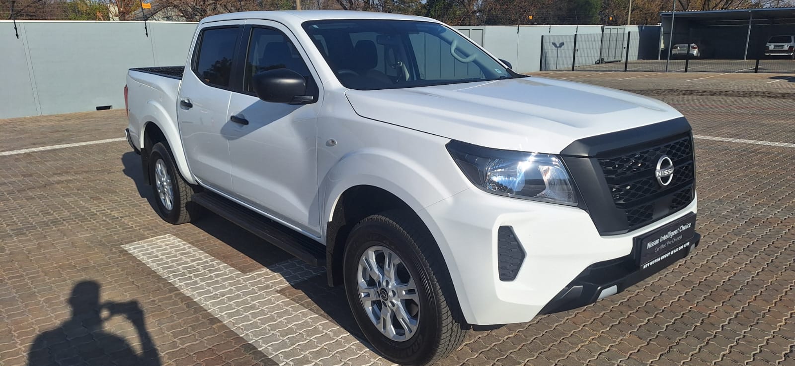 NISSAN NAVARA 2.5DDTI SE PLUS  for Sale in South Africa