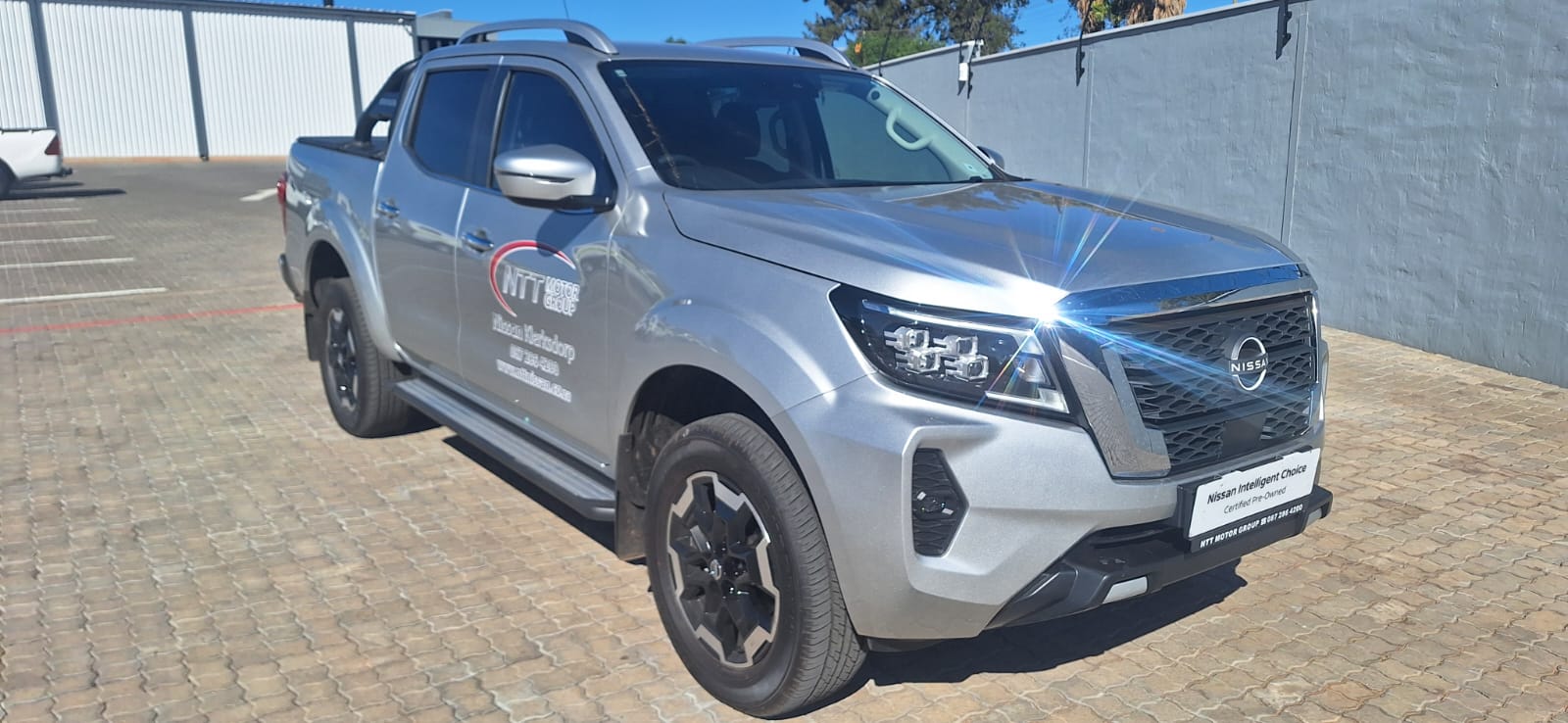 Nissan Navara 2.5 DDTi LE Double Cab Auto