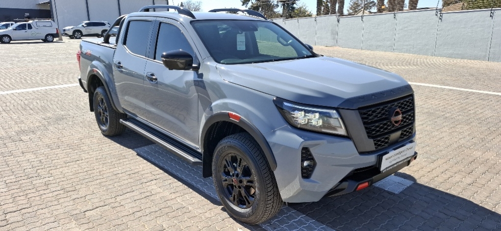 NISSAN NAVARA 2.5DDTI PRO-2X  for Sale in South Africa