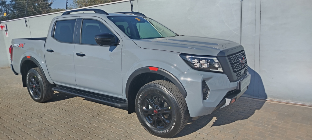 NISSAN NAVARA 2.5DDTI PRO-2X  for Sale in South Africa