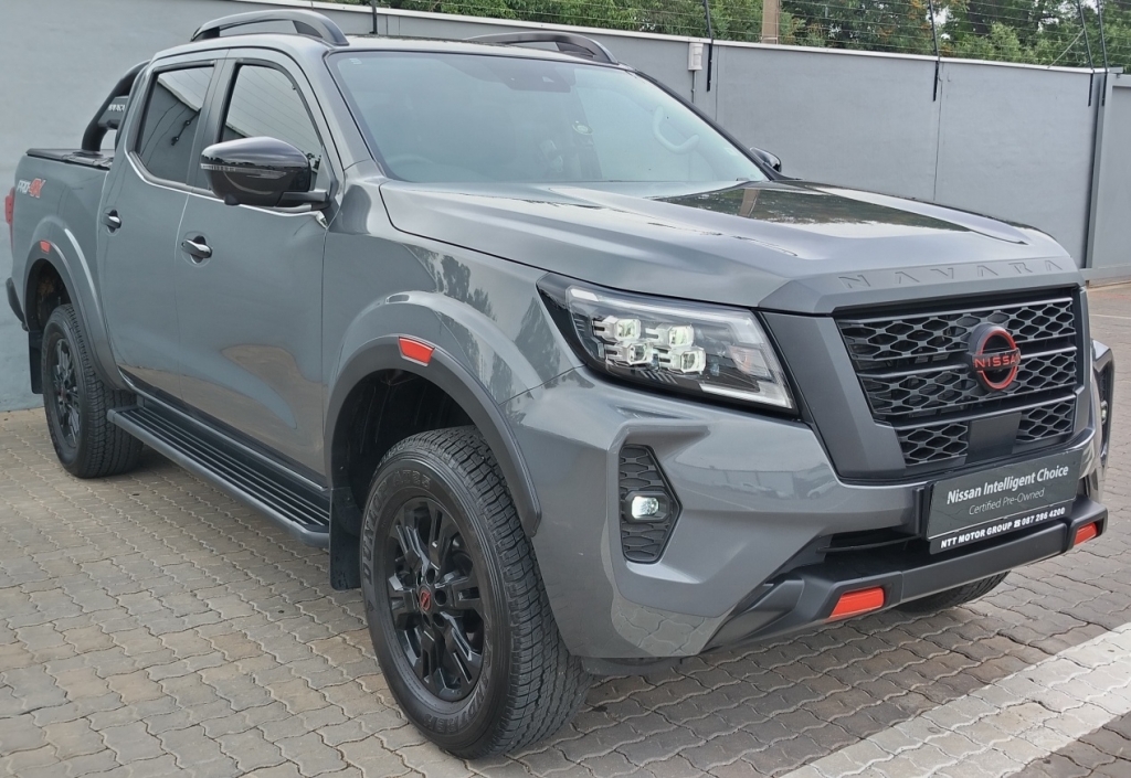 NISSAN NAVARA 2.5DDTI PRO-4X 4X4  for Sale in South Africa