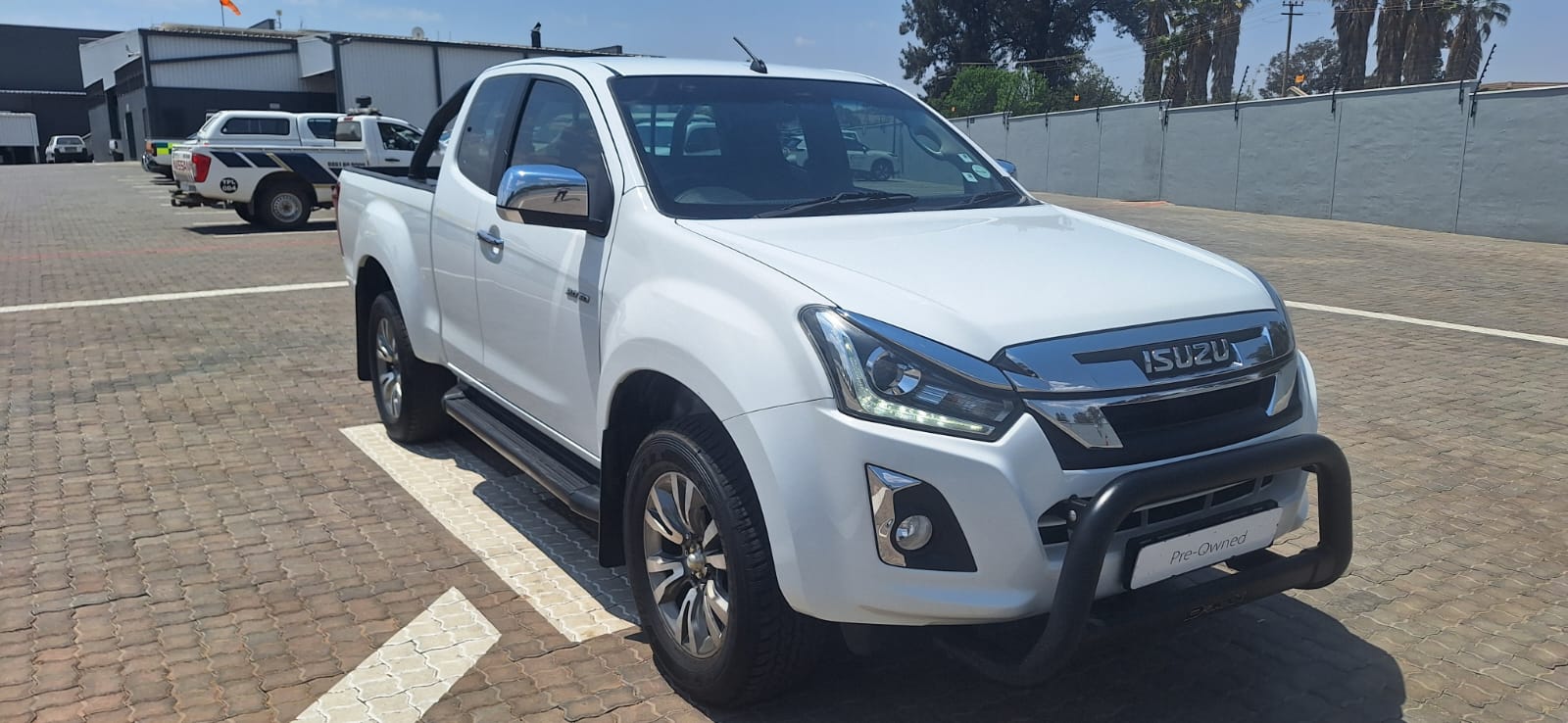 ISUZU D-MAX 300 LX  for Sale in South Africa