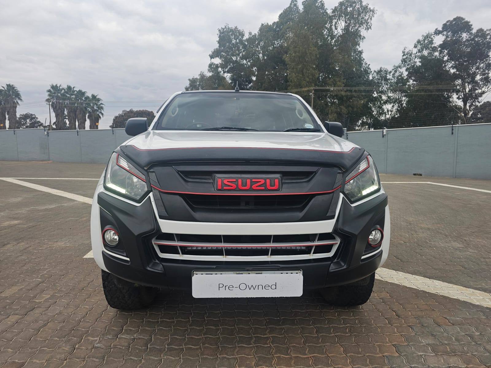 Used car gallery