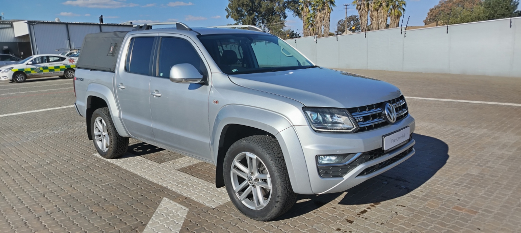 VOLKSWAGEN AMAROK 3.0 TDi H-LINE + 4MOT  for Sale in South Africa