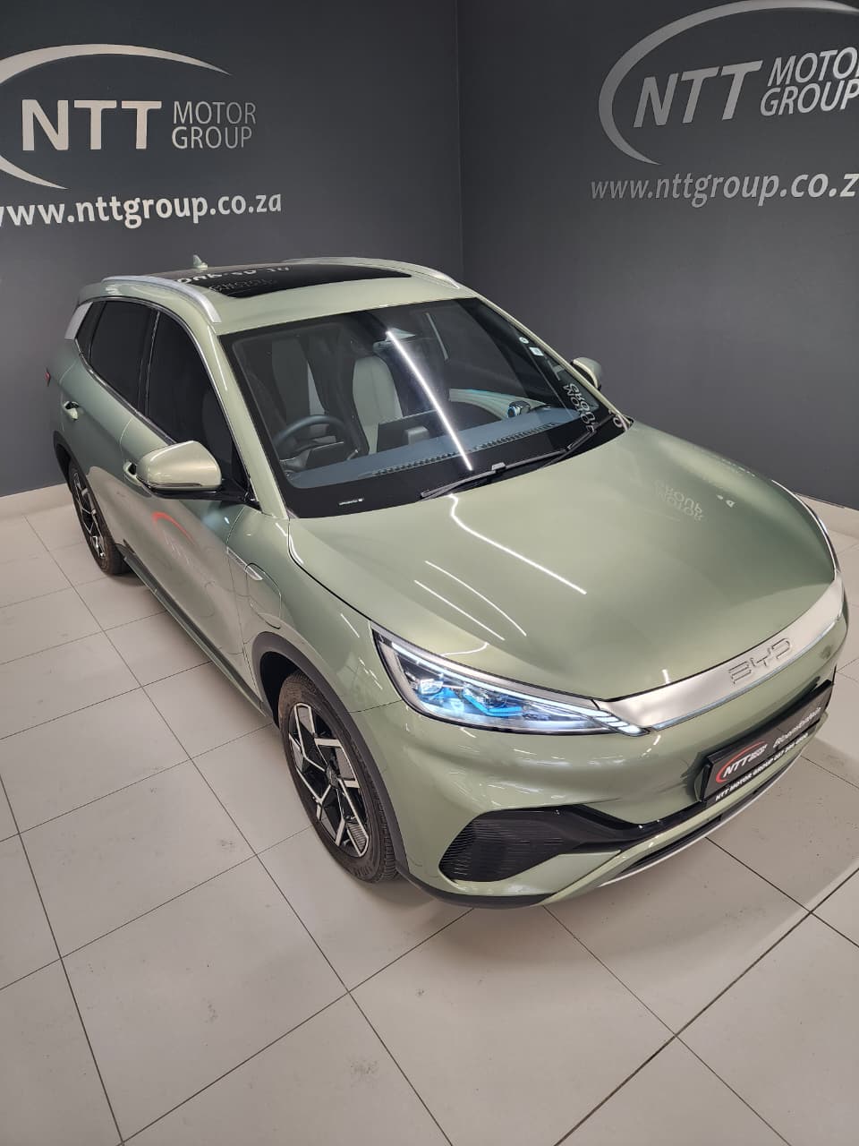 Used car gallery