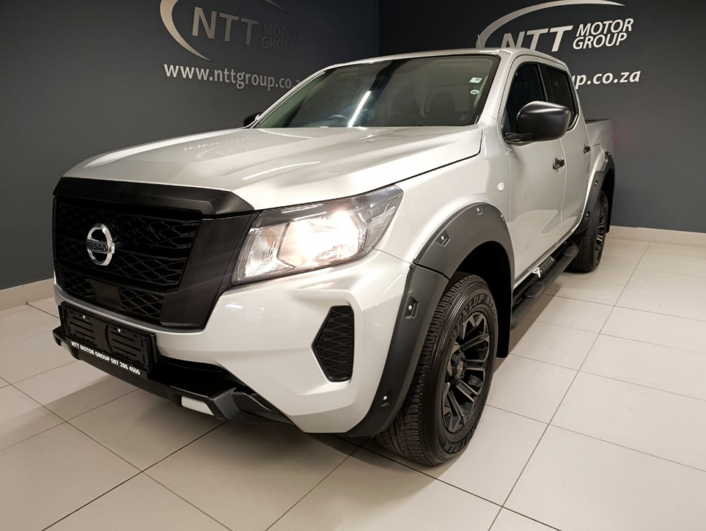 NISSAN NAVARA 2.5DDTI SE  for Sale in South Africa