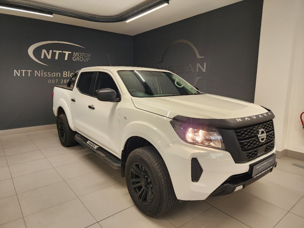 NISSAN NAVARA 2.5DDTI SE  for Sale in South Africa