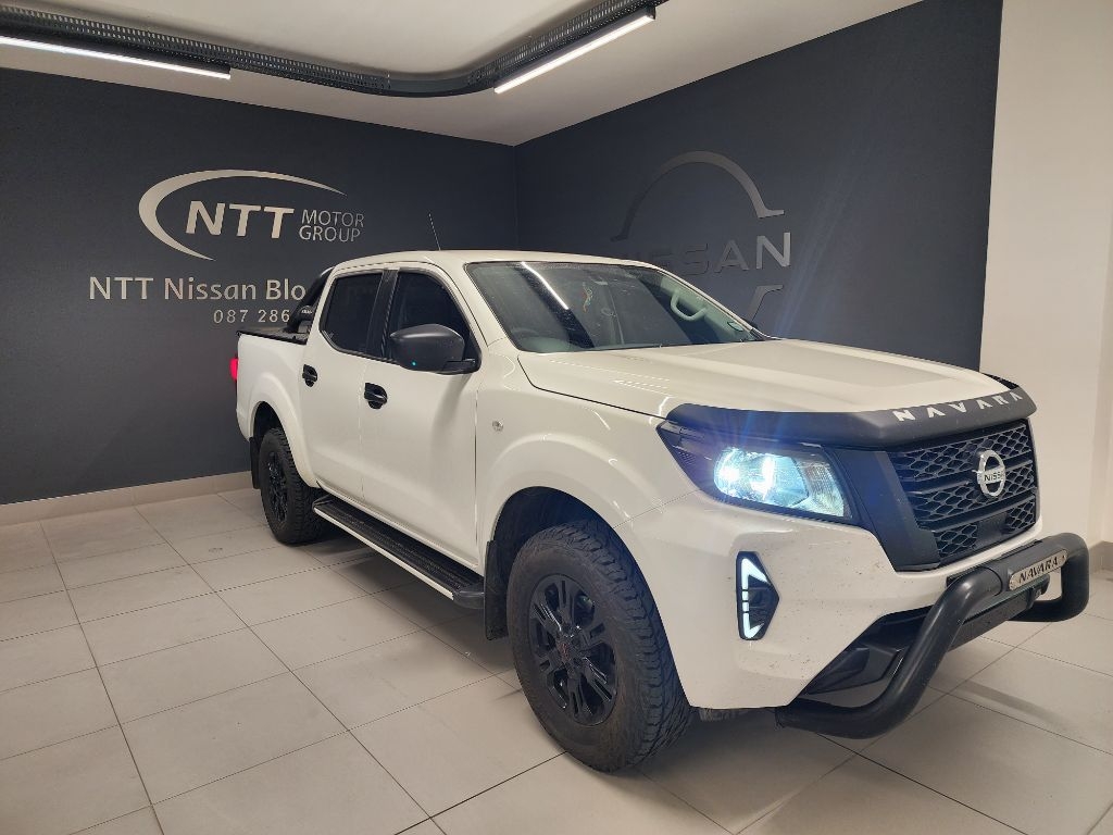 NISSAN NAVARA 2.5DDTI SE  for Sale in South Africa