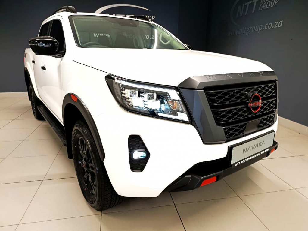 NISSAN NAVARA 2.5DDTI PRO-2X  for Sale in South Africa