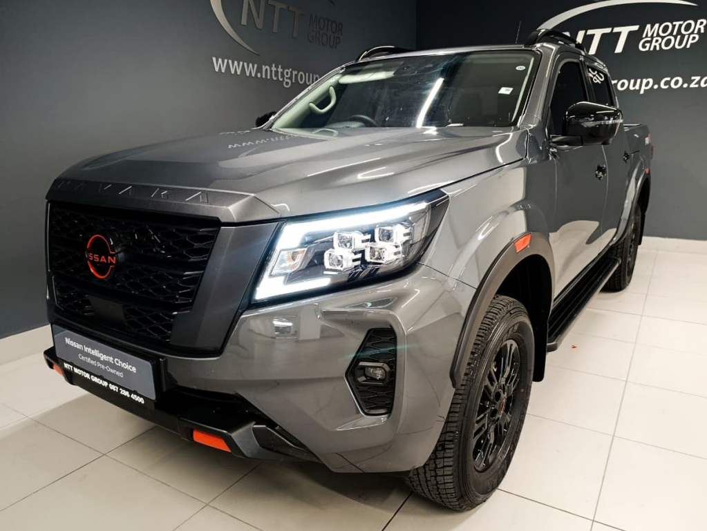 NISSAN NAVARA 2.5DDTI PRO-4X 4X4  for Sale in South Africa
