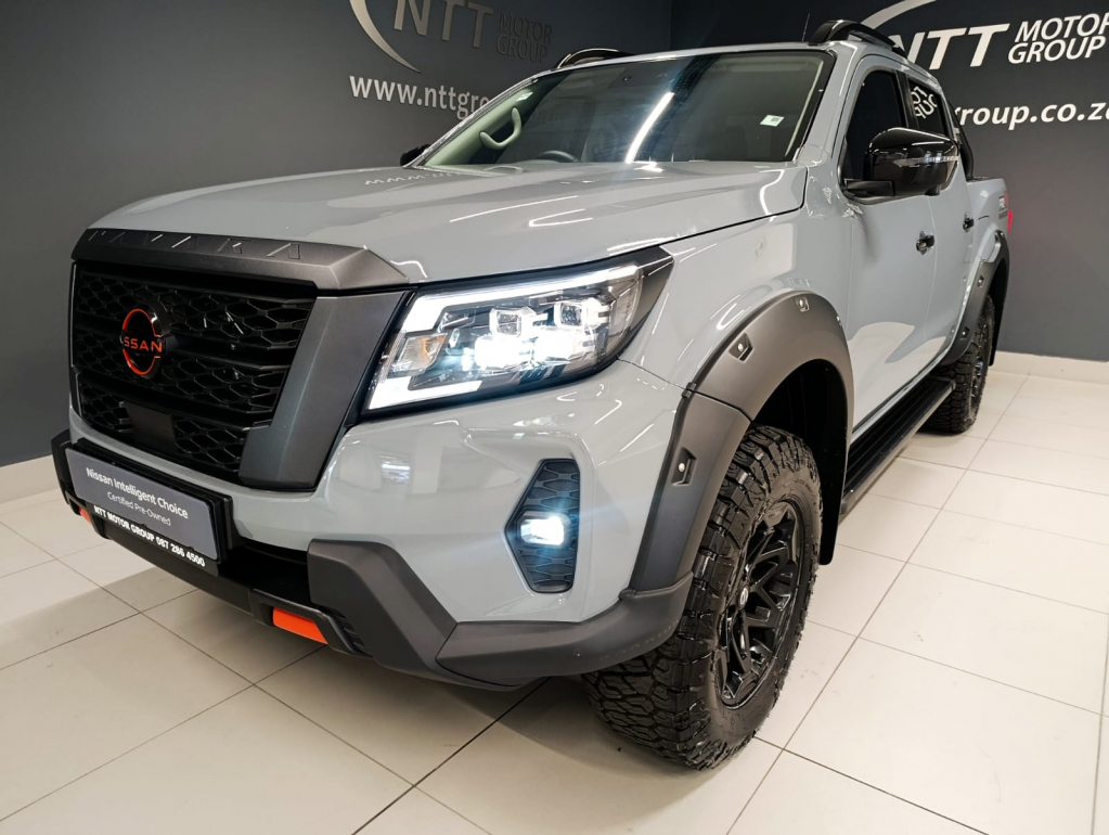 NISSAN NAVARA 2.5DDTI PRO-4X WARRIOR 4X4  for Sale in South Africa