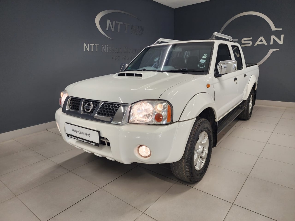 NISSAN HARDBODY NP300 2.5 TDi HI-RIDER  for Sale in South Africa
