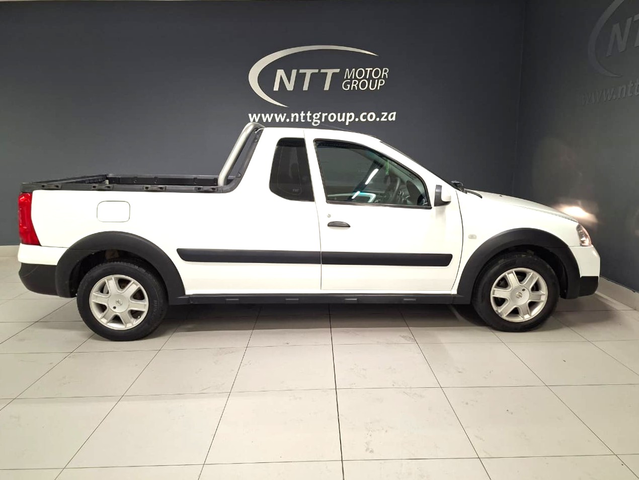 Used car gallery