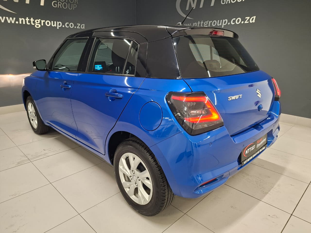 Used car gallery