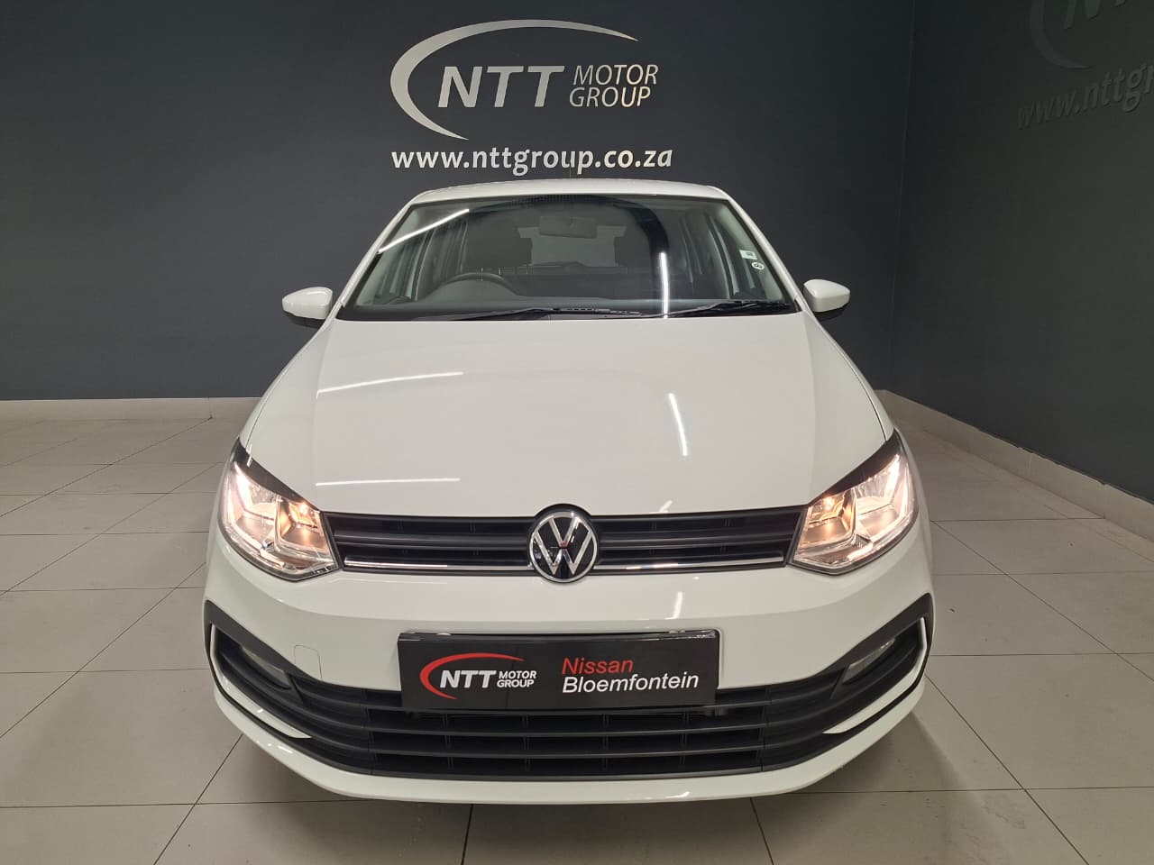 Used car gallery