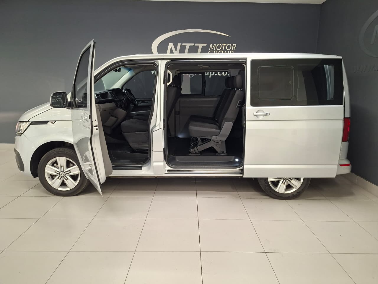 Used car gallery