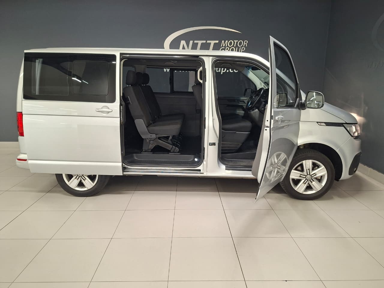 Used car gallery