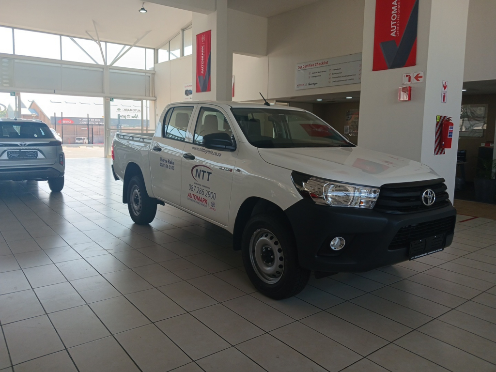 TOYOTA HILUX 2.4 GD-6 SR 4X4  for Sale in South Africa