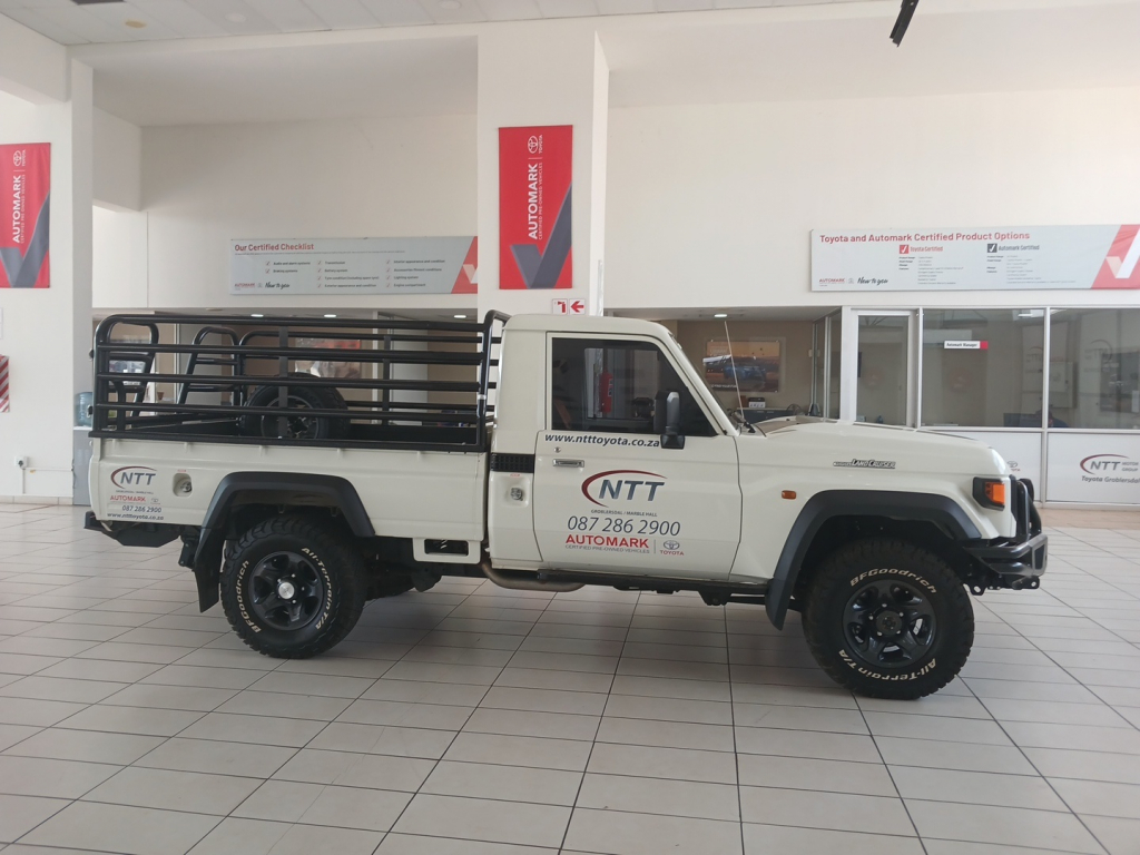 Used car gallery