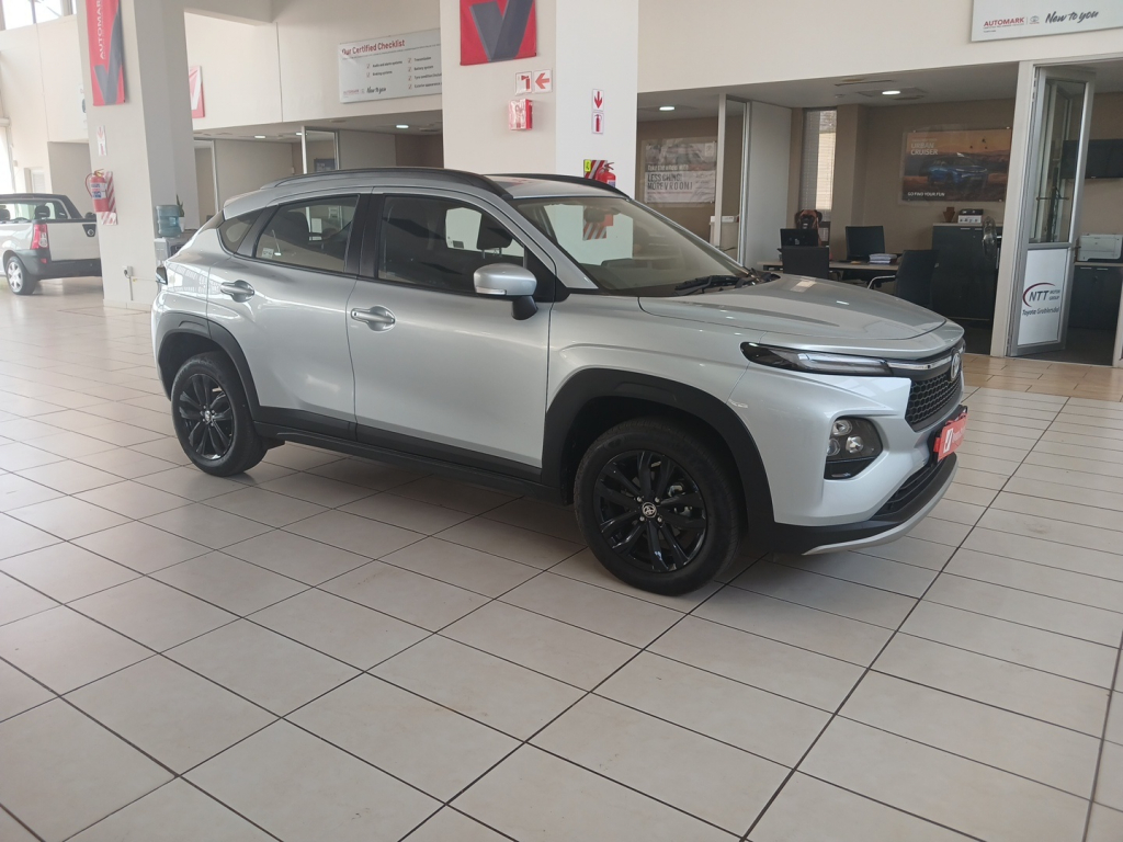TOYOTA STARLET CROSS 1.5Xs for Sale in South Africa