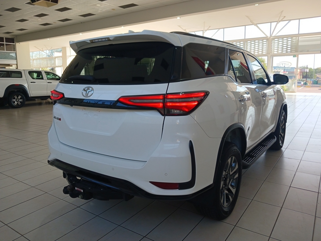 Used car gallery
