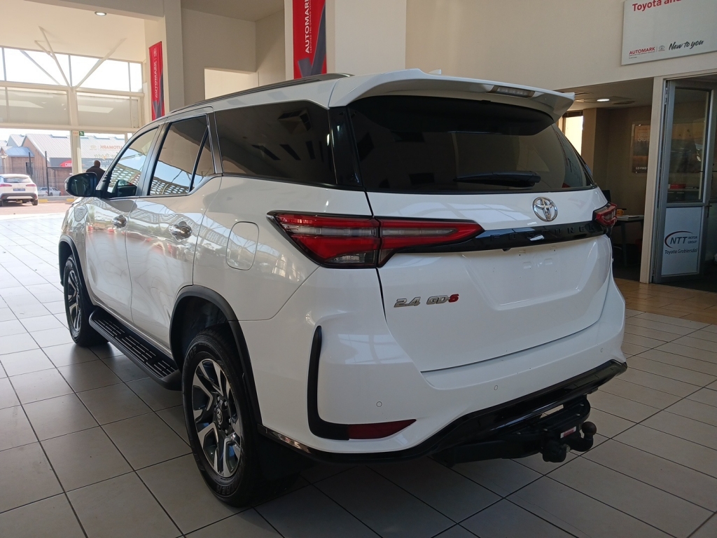 Used car gallery